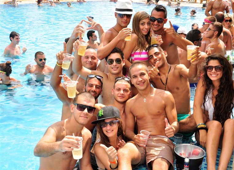 The Sunday Club at Cyan
